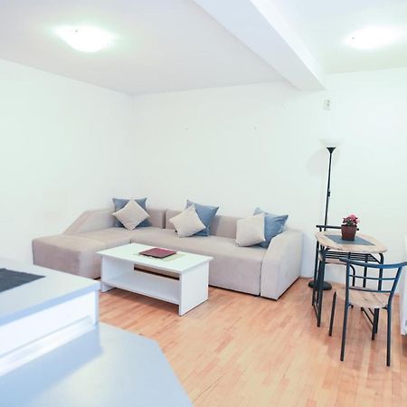 Elena Apartment Skopje Exterior foto